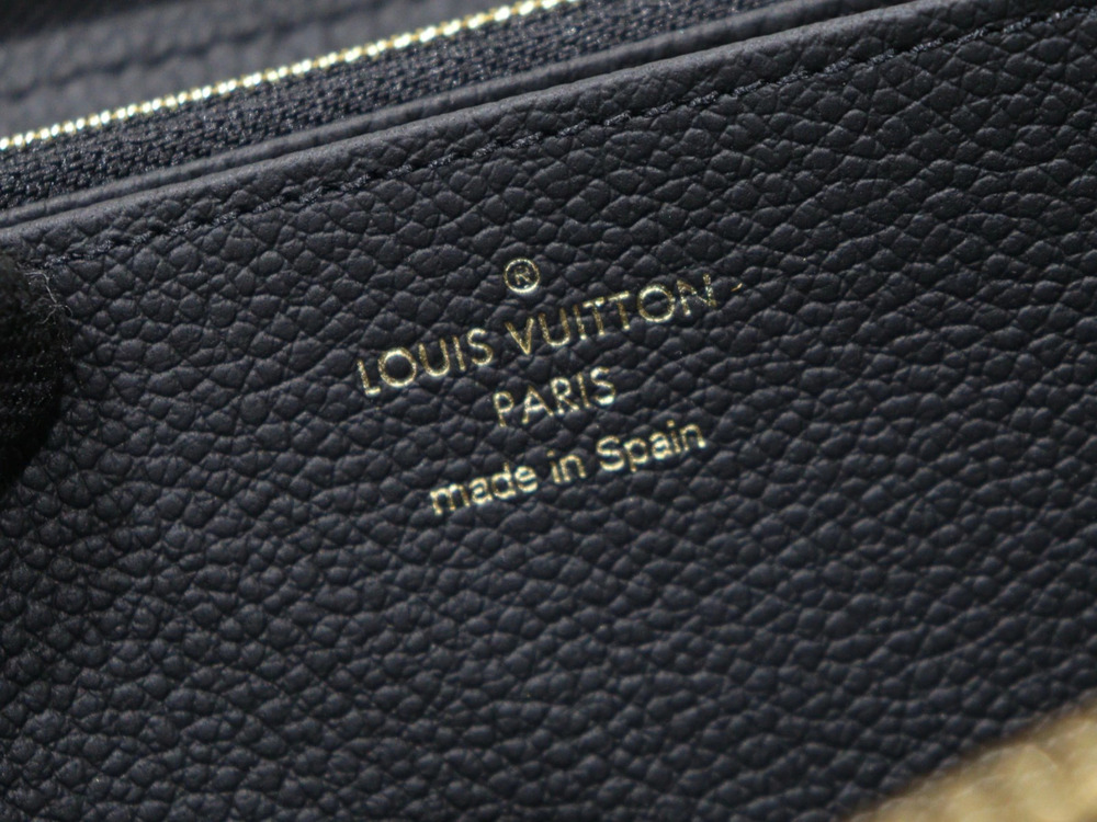 LOUIS VUITTON Zippy Wallet Noir Black Monogram Empreinte Long LV